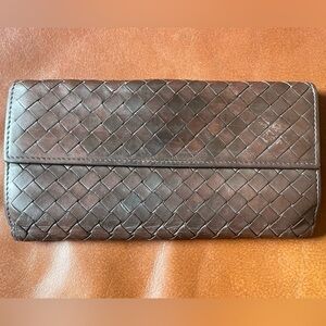 EUC! Bottega Veneta Intrecciato, 🍫 Brown 🤎, Dual, Long Wallet